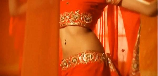  Erotic Sensual Indian Dancer MILF